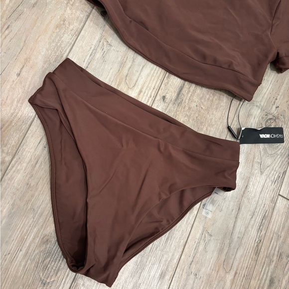 Fashion Nova Chocolate Two-Piece Swim Set Size Medium - Picture 2 of 5